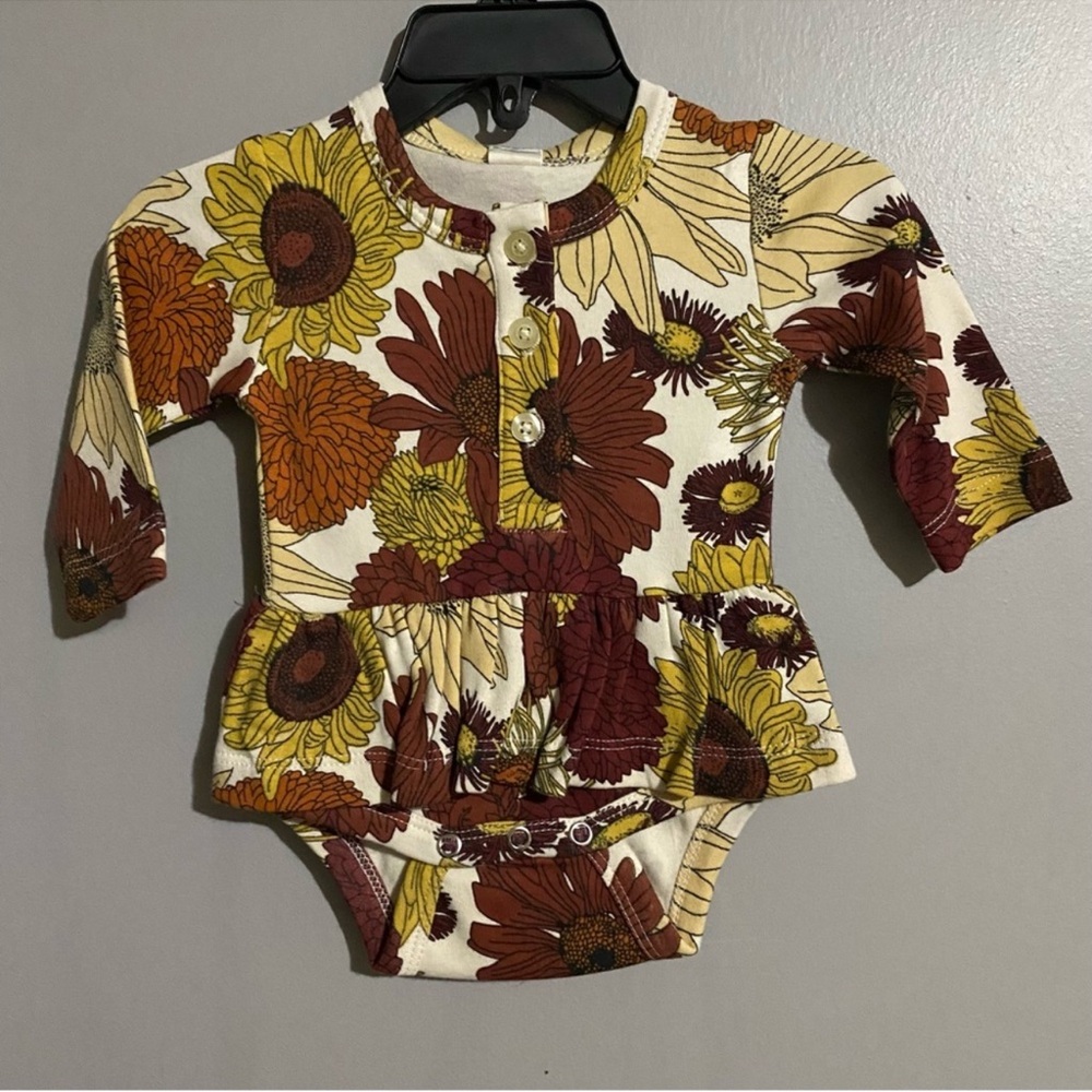 New Kate Quinn Long Sleeve Sunflower Henley Skirted Bodysuit